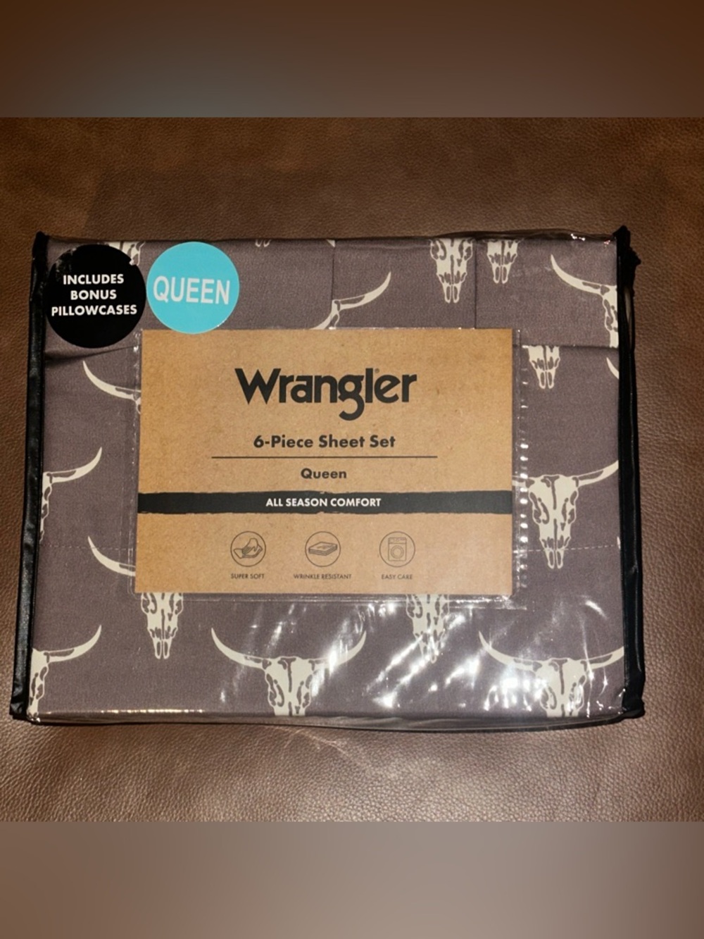 Wrangler Queen Sheet Set in Brown with White Steer Skull Pattern